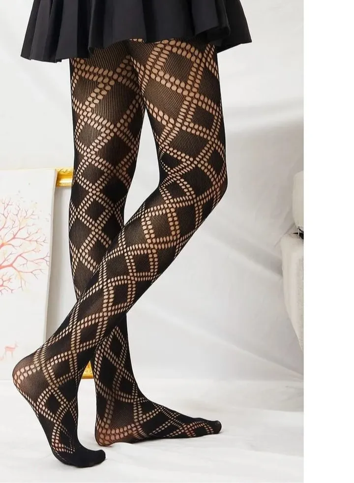 Geometric Criss-Cross Design Kellon Long Socks