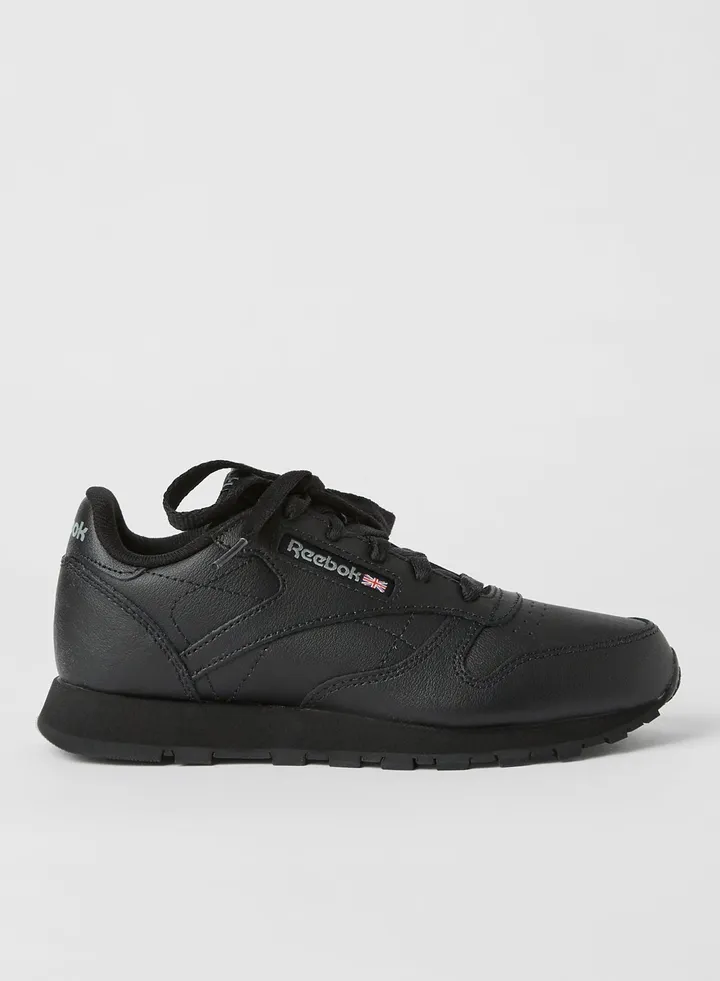 Classic Leather Low Top Sneakers Black