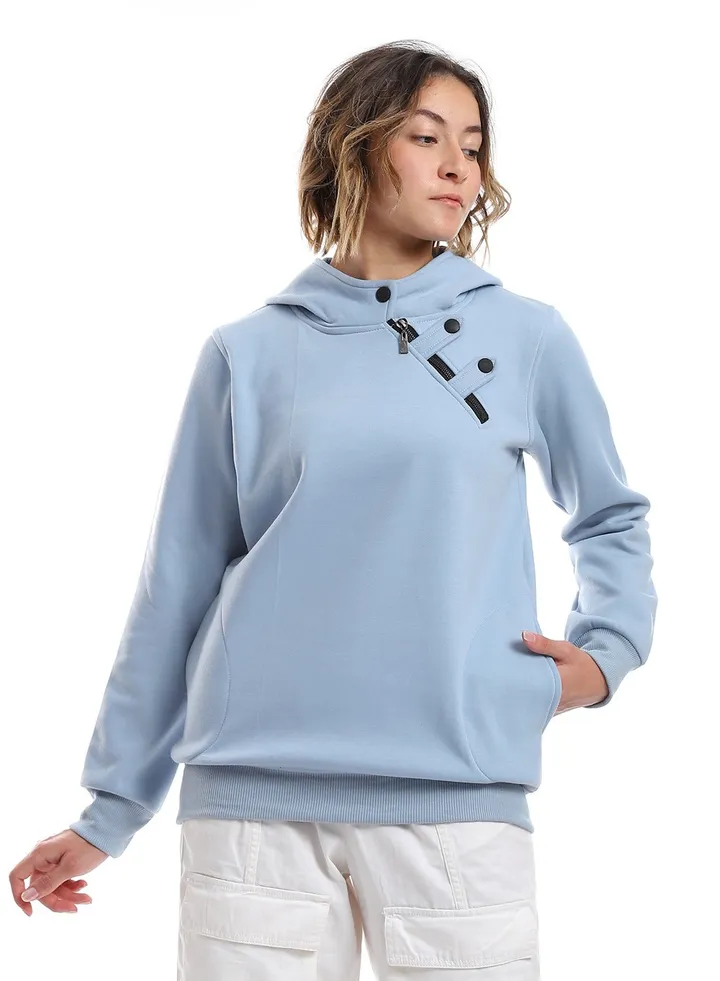Women Closed Hoodie With Front Pocket