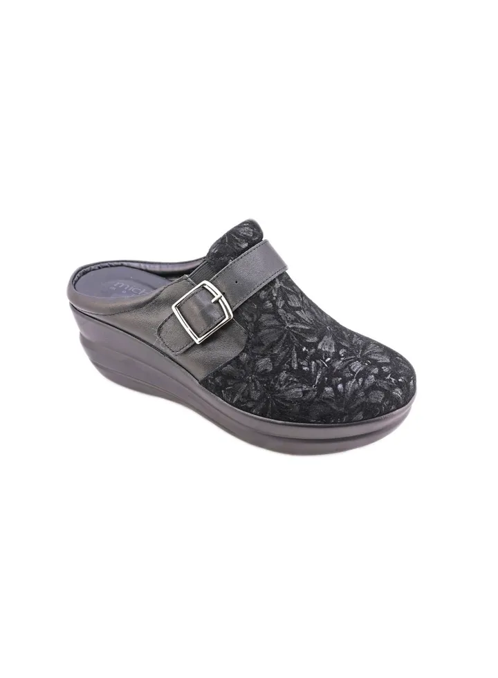 Elegant Ladies Clogs Black