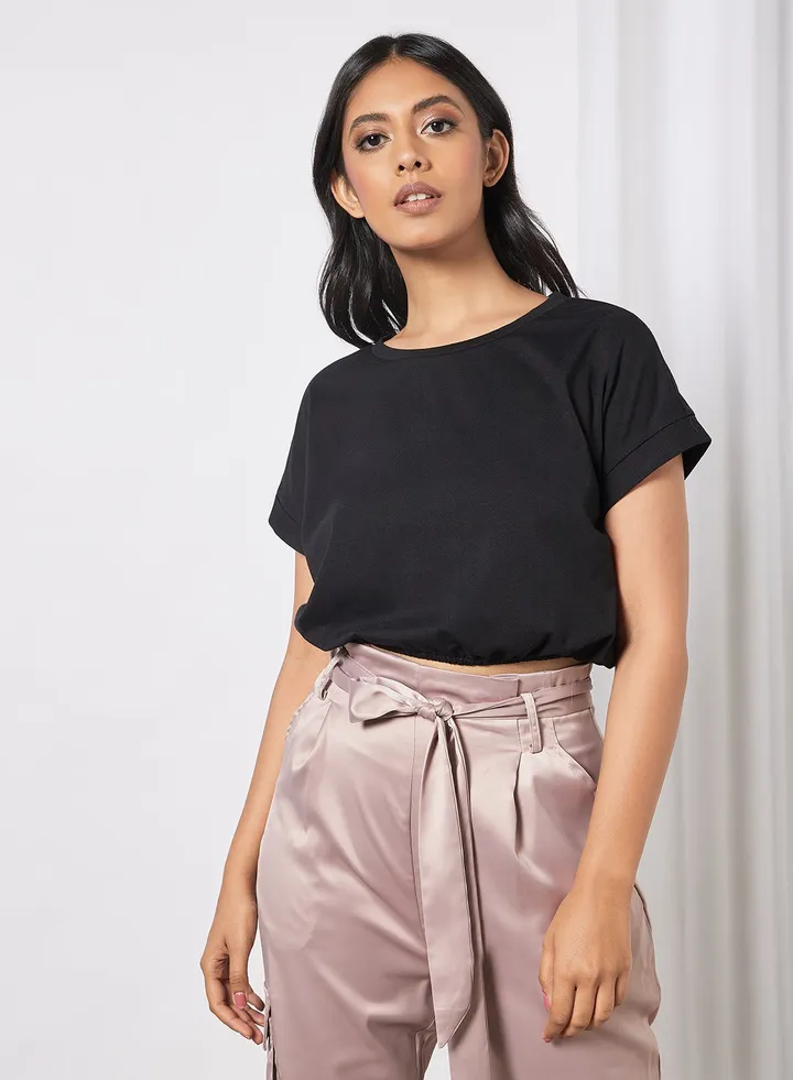 Women's Solid Design Casual Crop Top Black