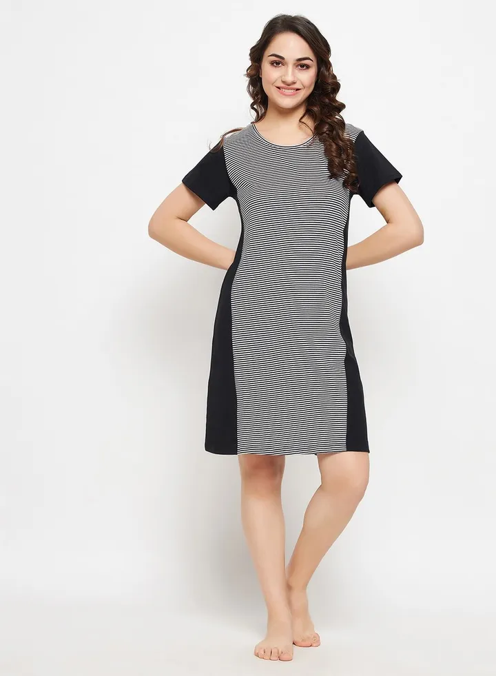 Clovia Sassy Stripes Short Night Dress In Black - 100% Cotton