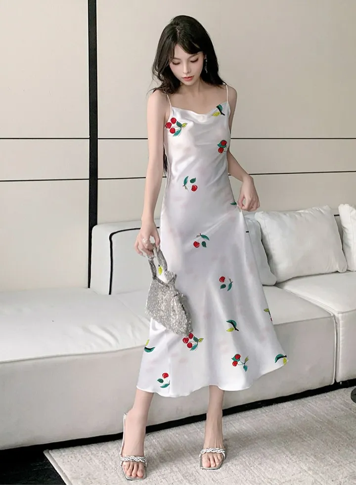 Women's Elegant Printed Nightgown Cowl Neck Slip Dress Soft Loungewear Midi Sleepwear Dress With Adjustable Strap