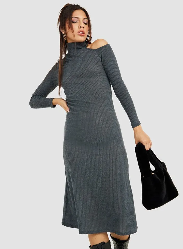 Long Sleeves Cut-Out Ribbed Knit Midi Dress