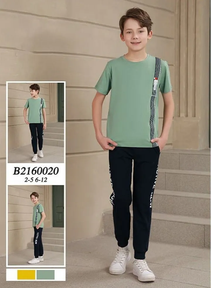 Boys' black and green two-piece set