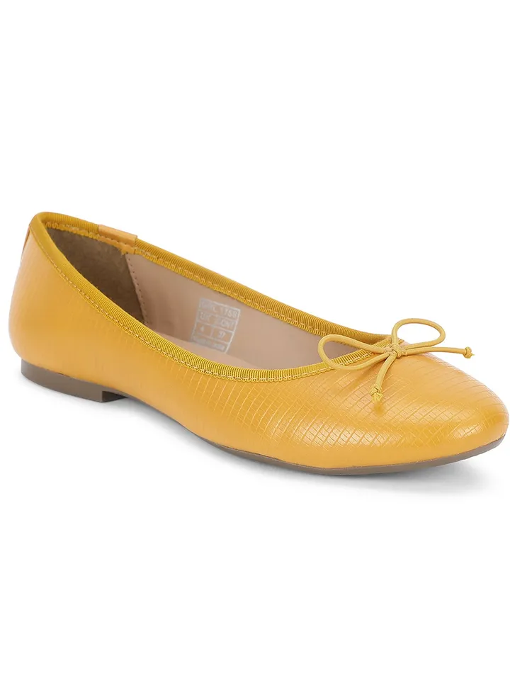 Lifestyle Footwear Mustard