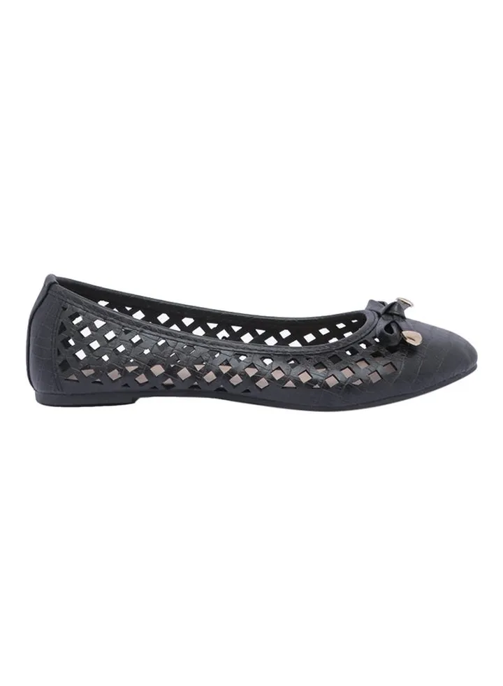 Laser Cut Ballerinas Black
