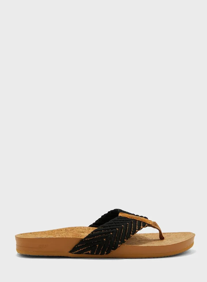 Reef Cushion Strand