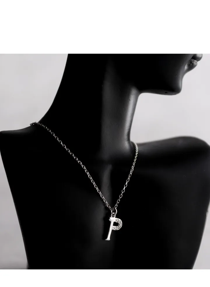 A unique silver women's chain with a letter pendant design P