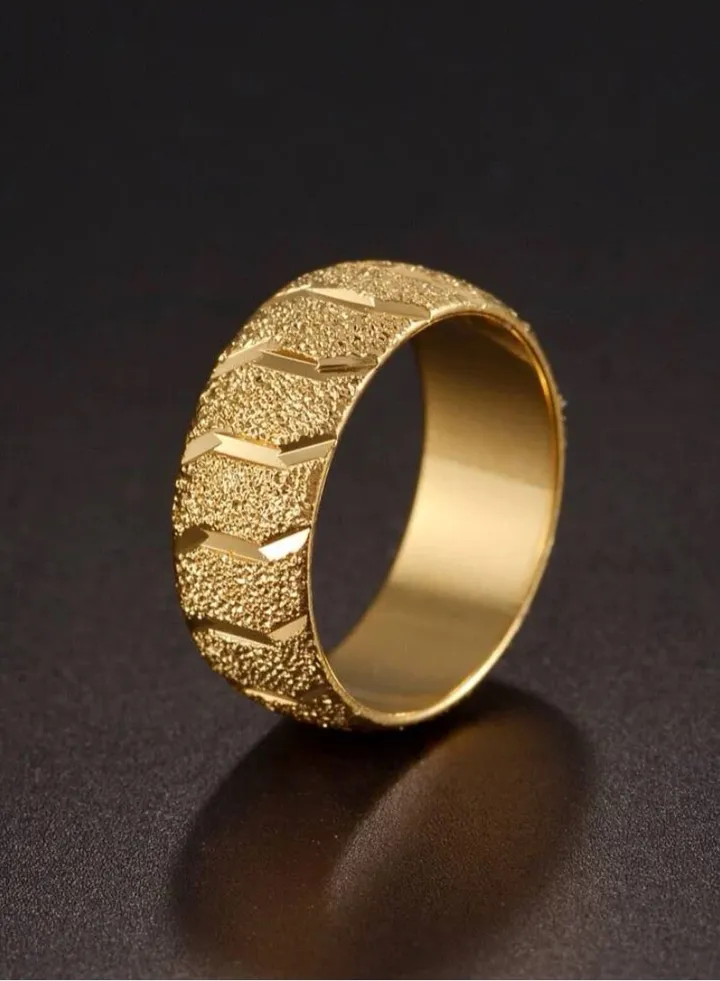 Trendy Stainless Steel Gold Plated Ring For Women Size 7
