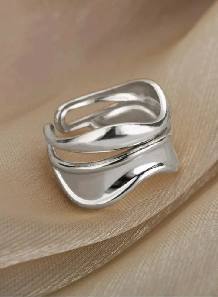 Trendy Stainless Steel Silver Plated Ring For Women One Size