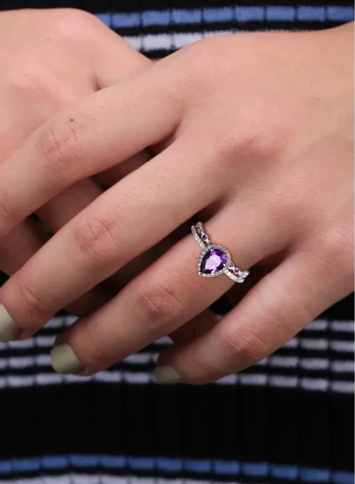 2Pcs Of Luxury & Elegant Women's Silver Plated Ring Size 8