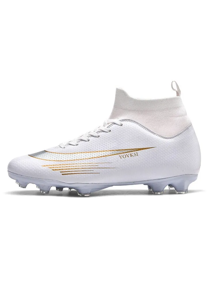 New Comfortable Men's And Women's Football Shoes