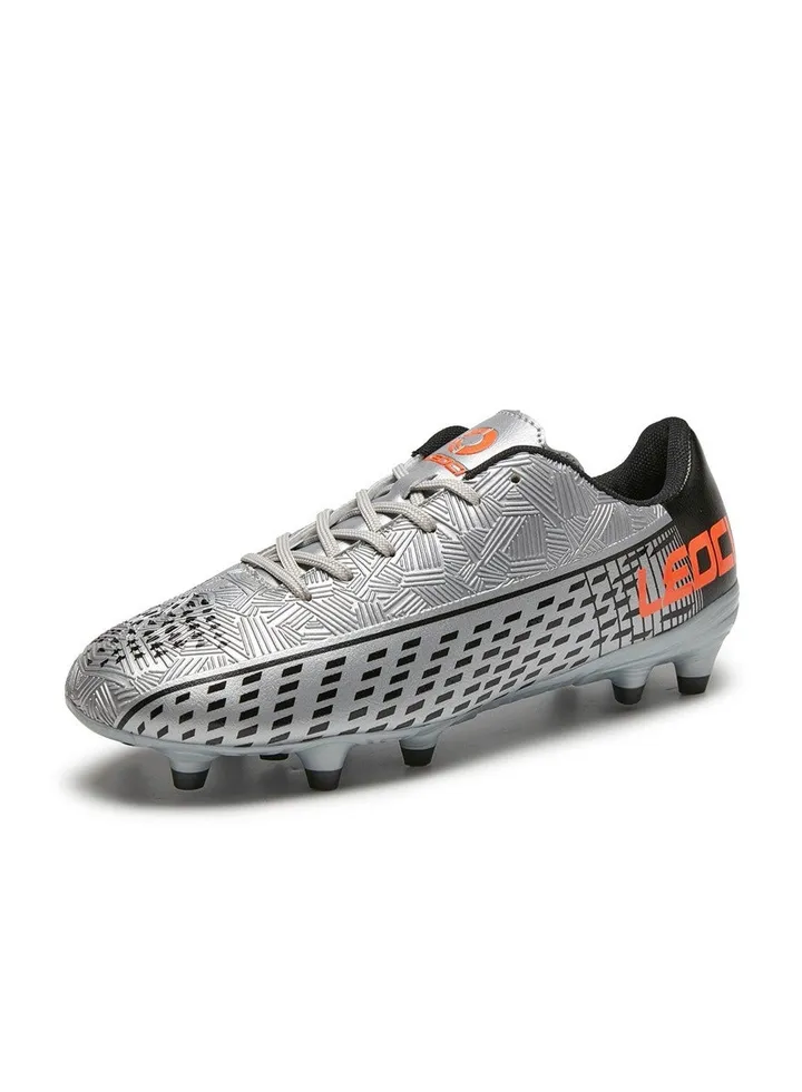 New Comfortable Men's And Women's Football Shoes