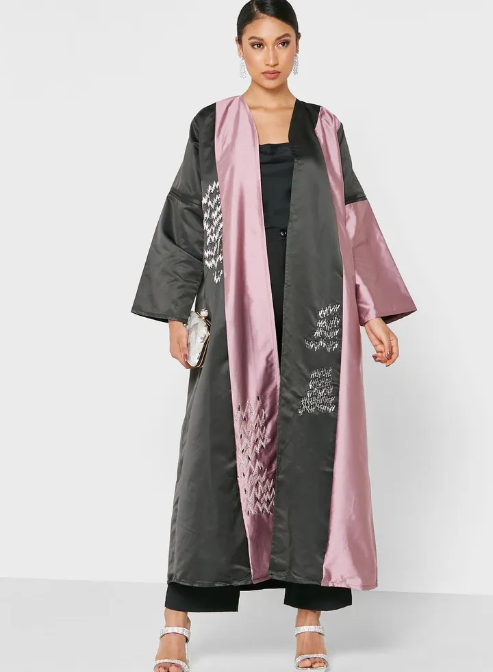 Colorblock Embroidered Abaya