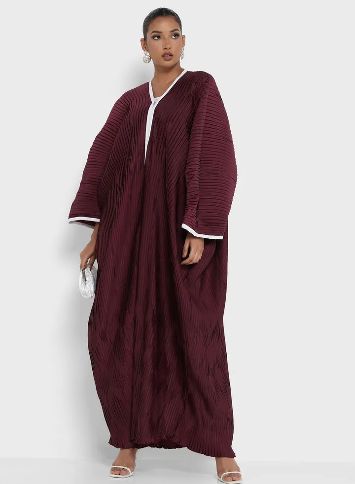 Piping Detailed Abaya