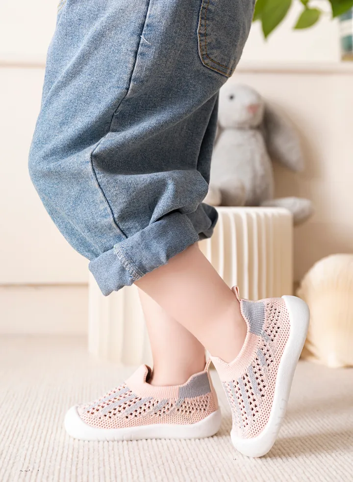 Trainers for Infant Toddler Boys Girls Shoes Breathable Mesh Soft Sole Lightweight Safer Non-Slip Toddler Sneakers Baby First Walking Shoes 6 - 36 Months