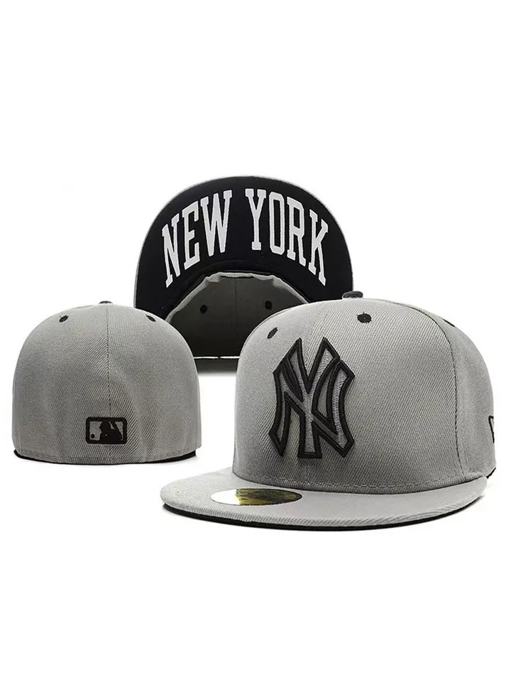NEW ERA Youth Fashion Hat Flat Brim Fully Closed Reversible Baseball Hat, Size Not Adjustable-58.7CM