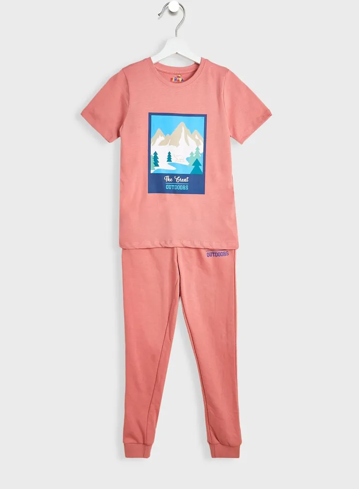 Casual T-Shirt & Joggers Set For Boys