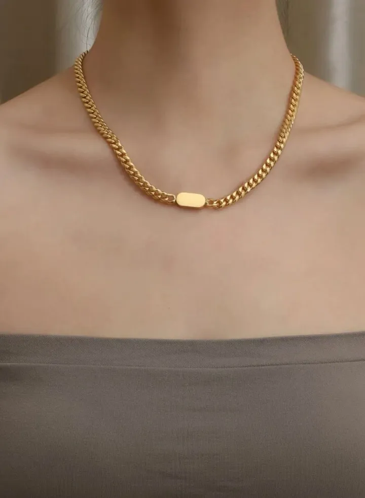 Elegant Stainless Steel Gold Plated Choker Necklace For Women