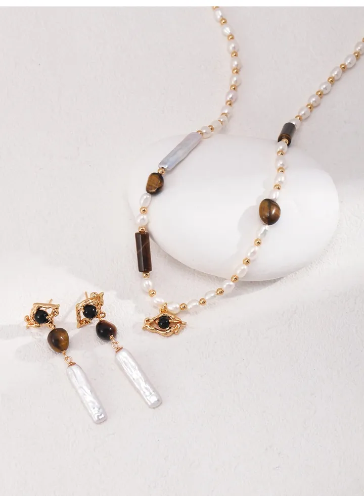 Vintage gold sterling silver necklace, pendant jewelry