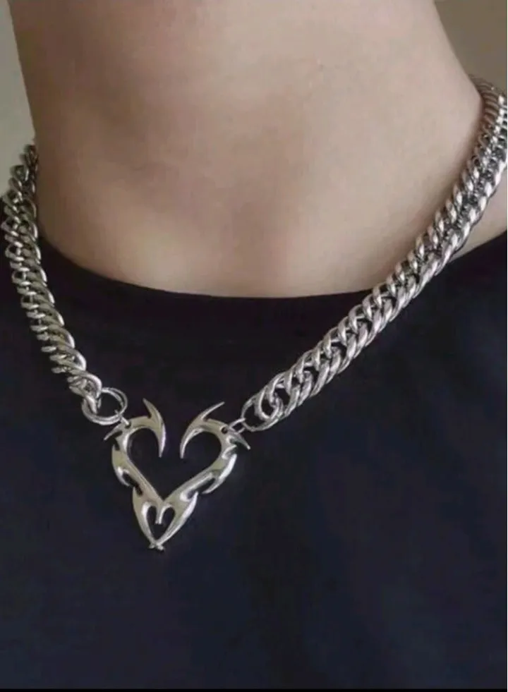 Elegant Fashionable Necklace For Men