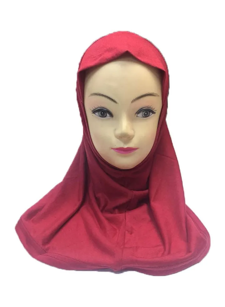Classic Design Hijab Red