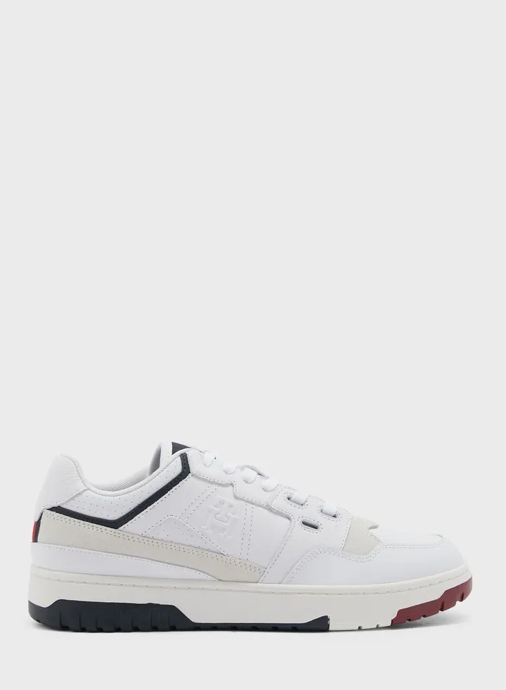 Casual Low Top Sneakers