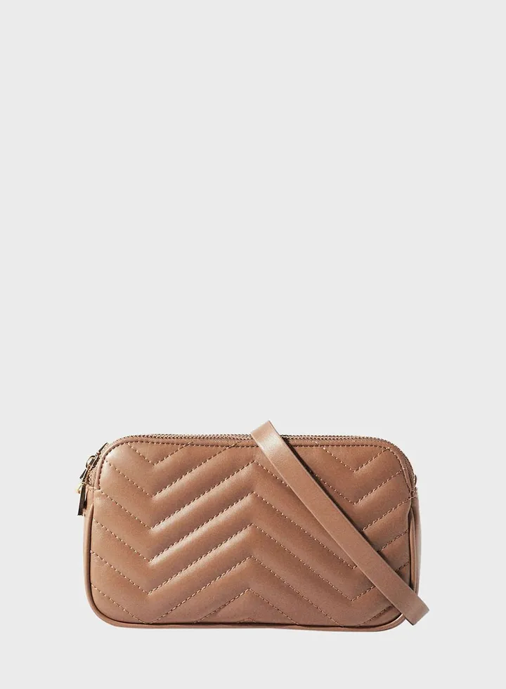 Chain Detailed Crossbody Bag
