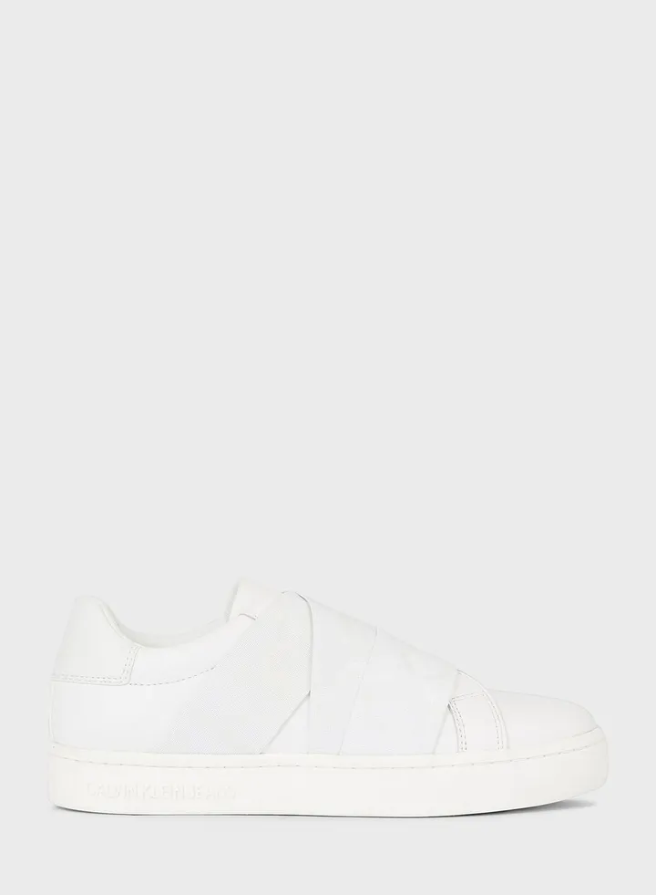 Classic Lace Ups Sneakers