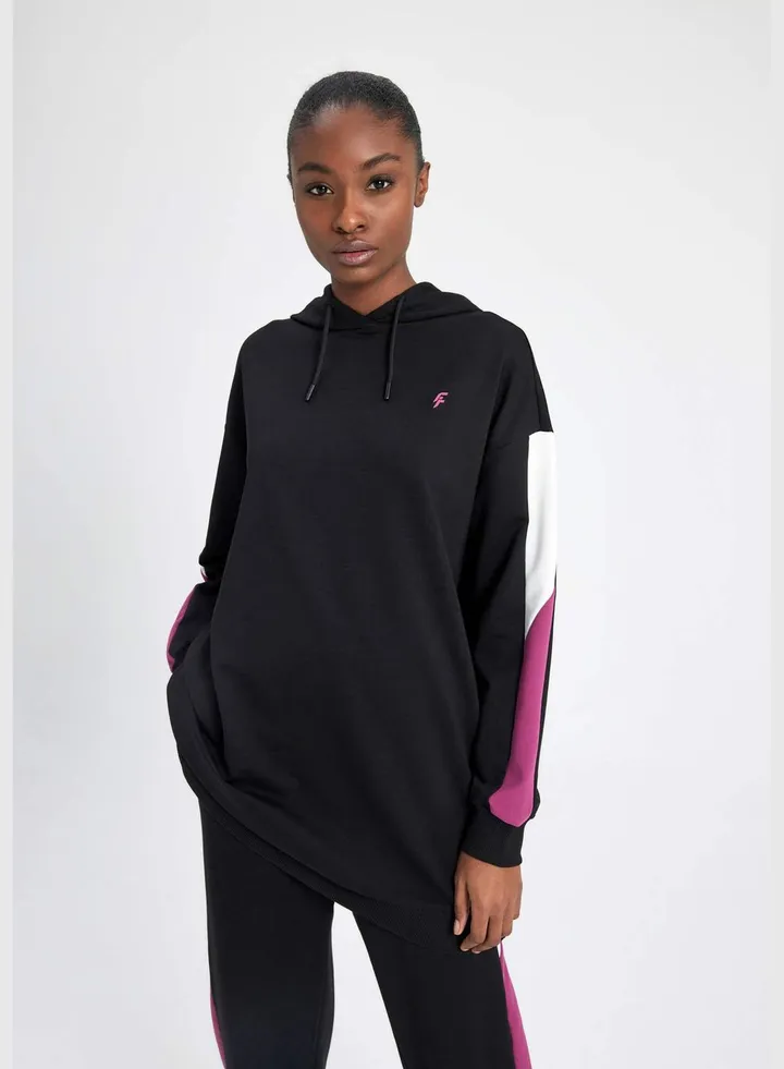 Woman Hooded Sweatshirt