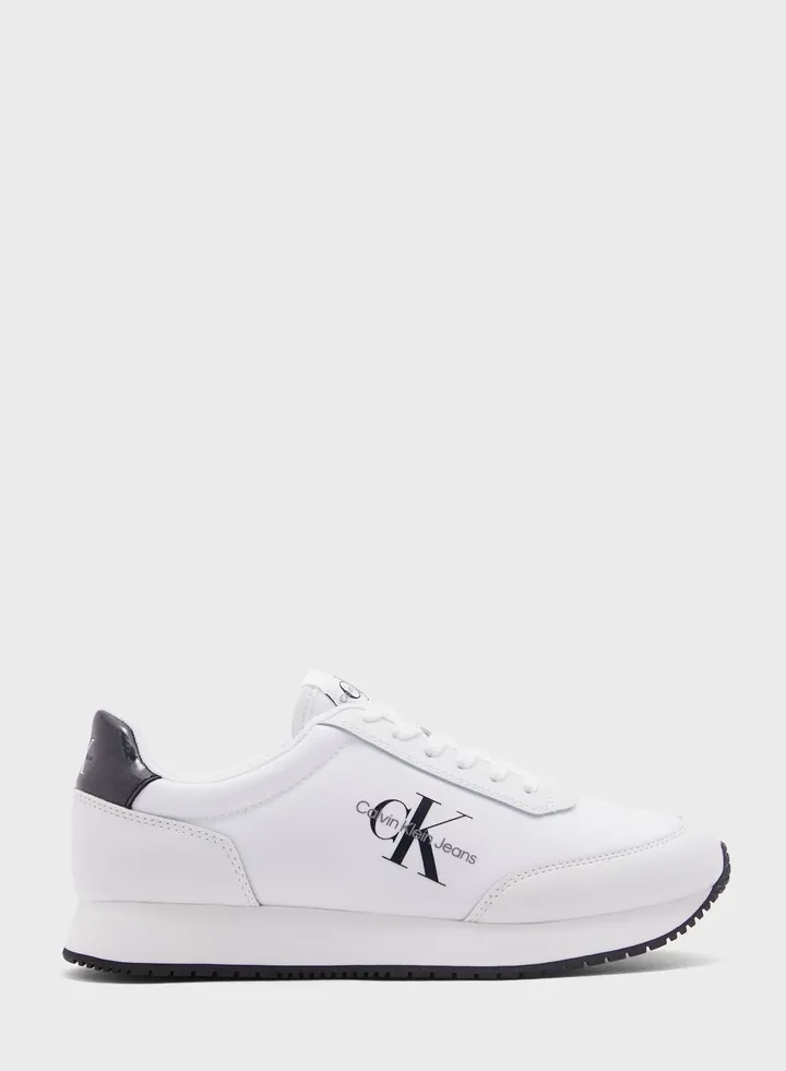 Runner Low Top Sneakers