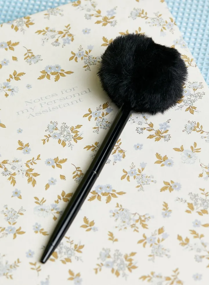 Black Pom Pom Pen