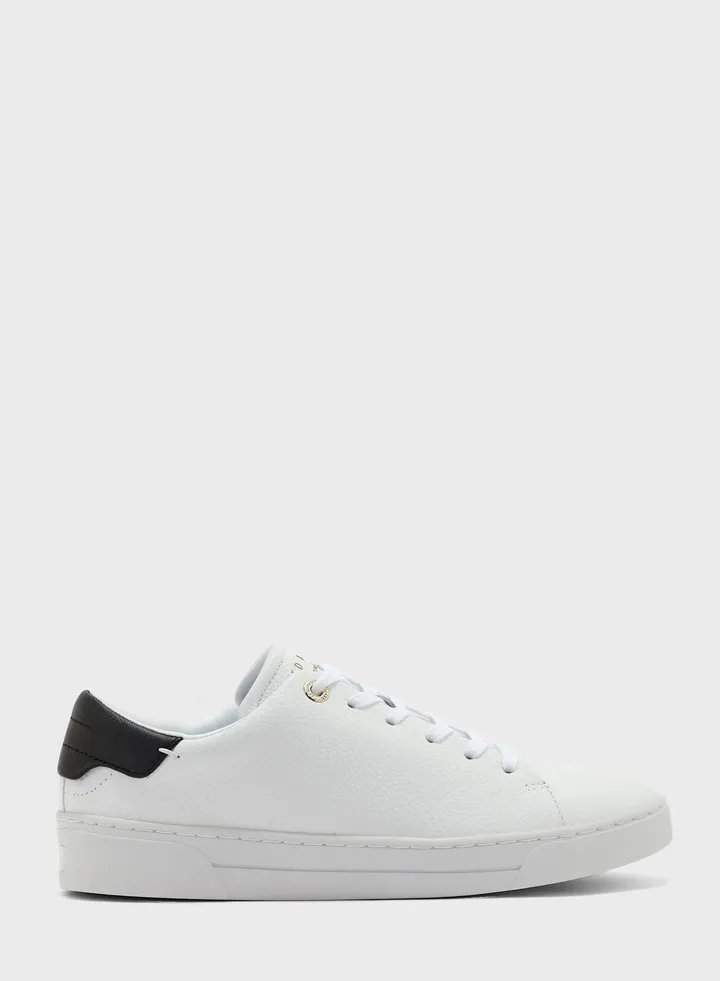 Kimmii Tumbled Sneakers