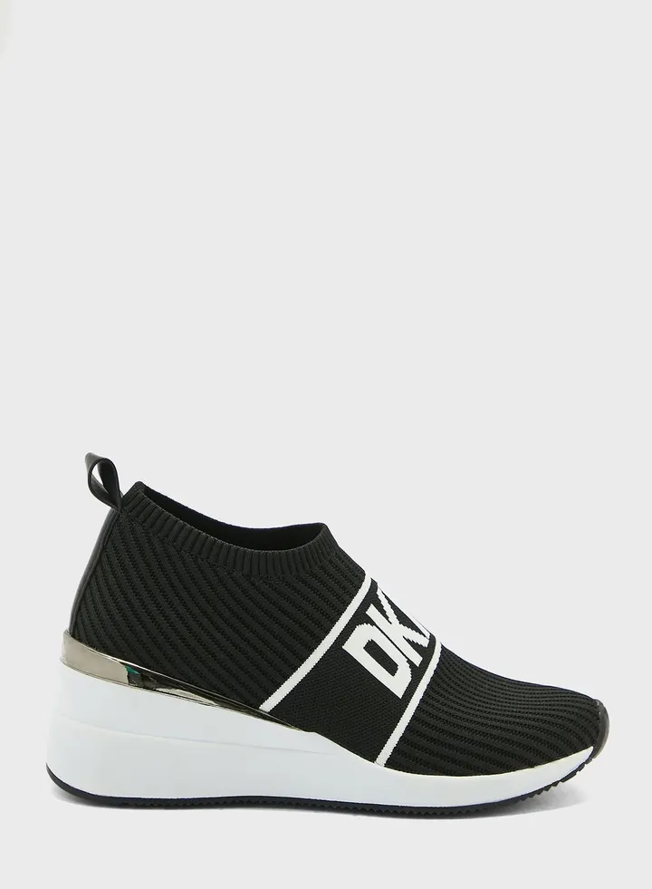 Phebe Low Top Sneakers