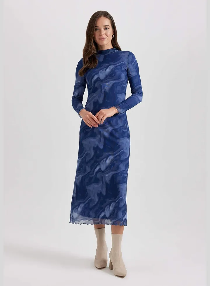 Woman Long Sleeve Knitted Dress