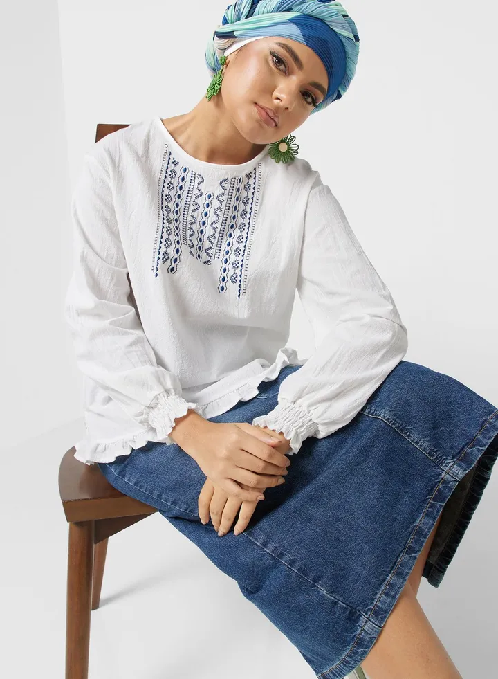 Ruffle Hem Print Detail Top