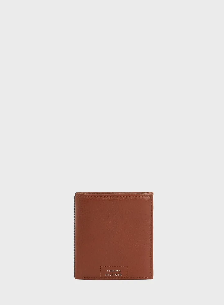Prem Leaer Trifold