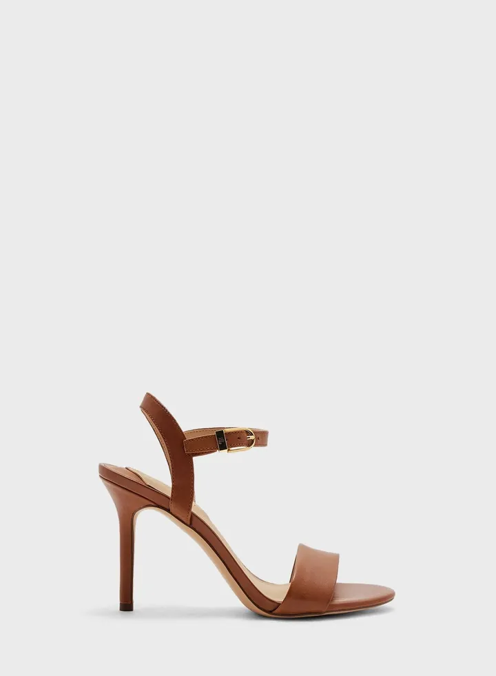 Gwen Sandals