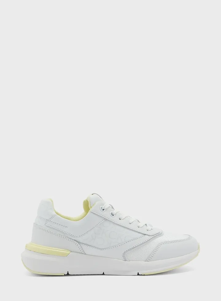 Runner Low Top Sneakers