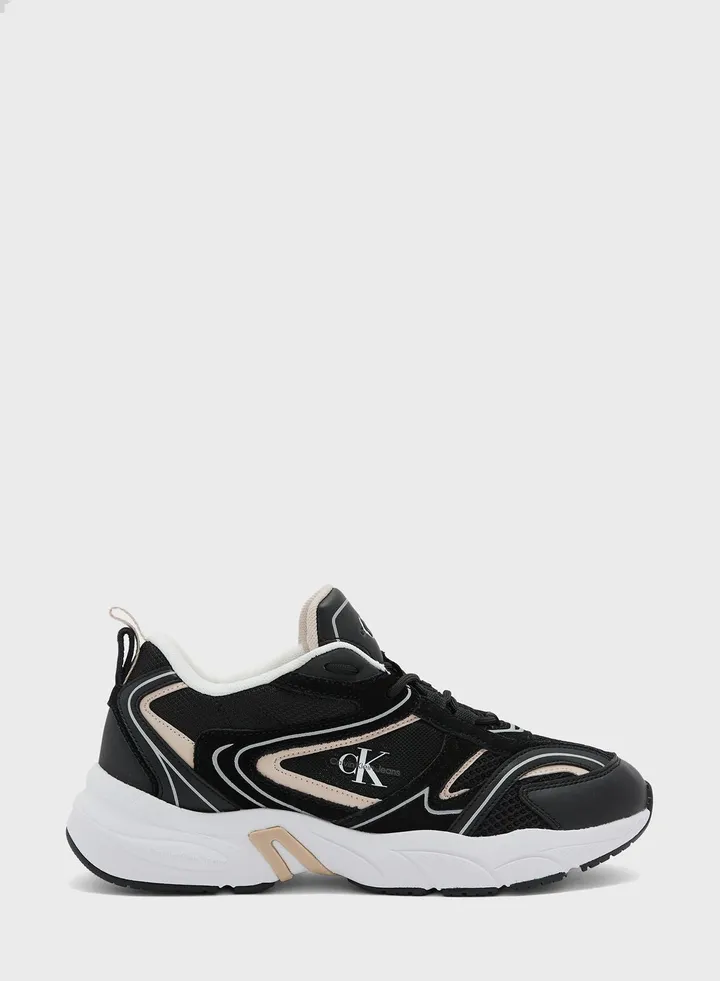 Retro Low Top Sneakers