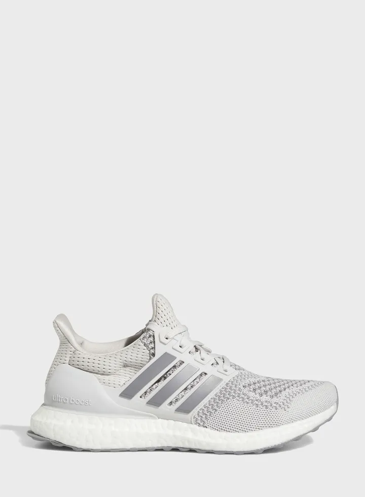 Ultraboost 1.0 W