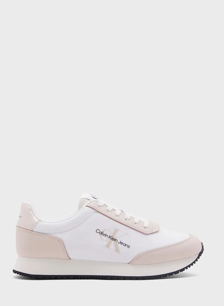 Runner Low Top Sneakers