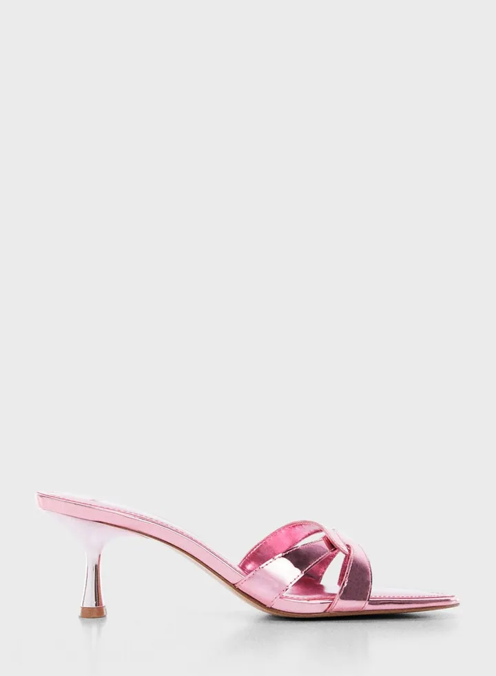 Dova Low Heel Pumps