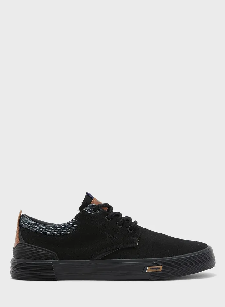 Valley City Low Top Sneakers
