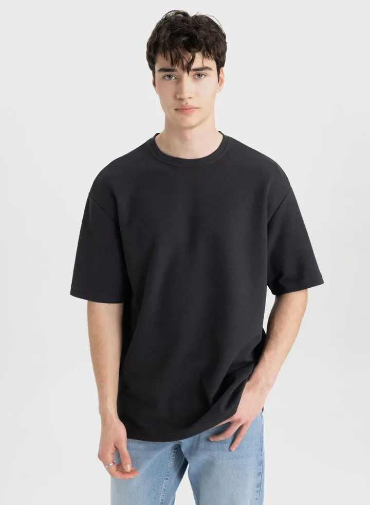 Comfort Fit Crew Neck T-Shirt