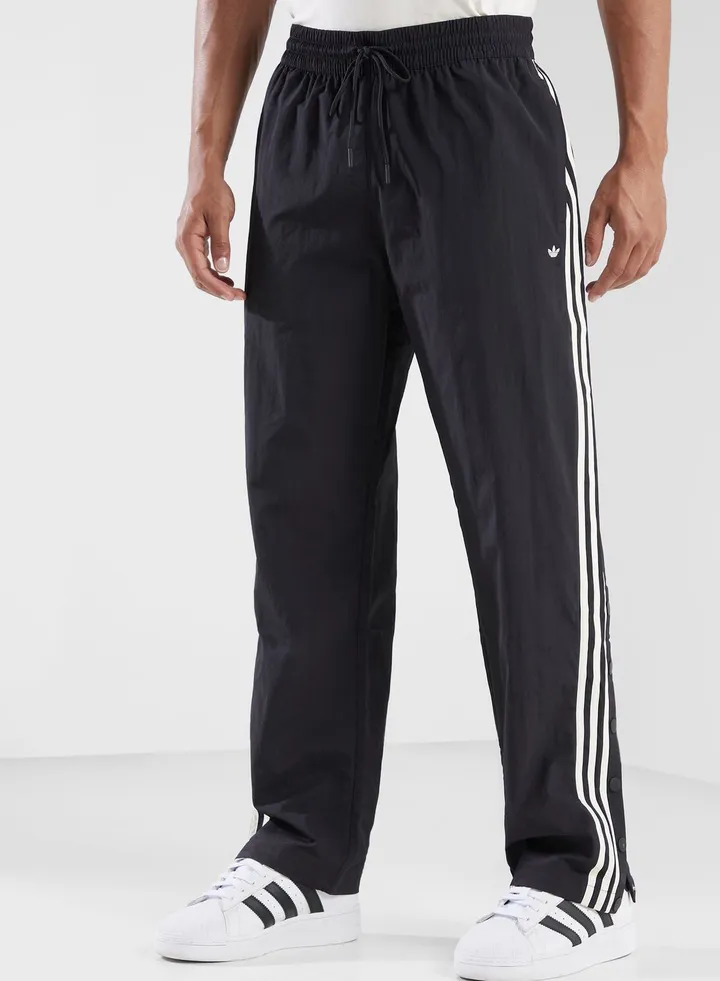 3 Stripe logo pants