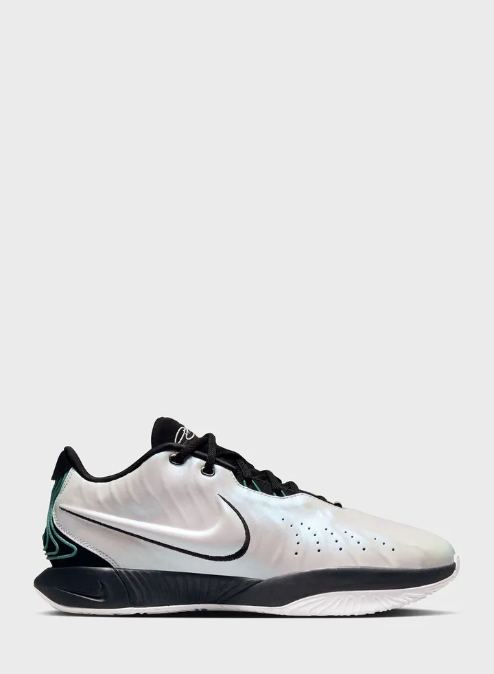 Lebron Xxi