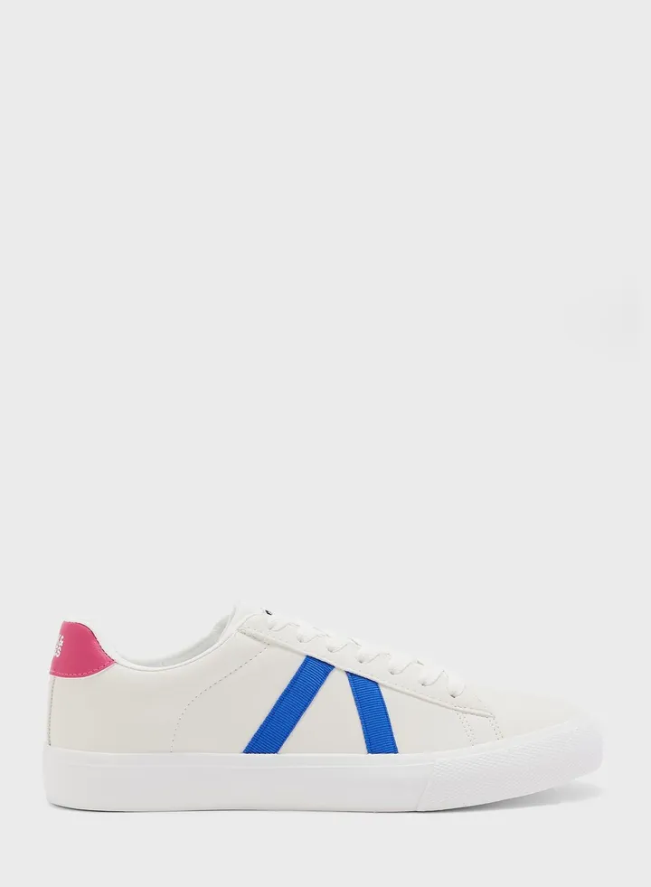 Casual Low Top Sneakers