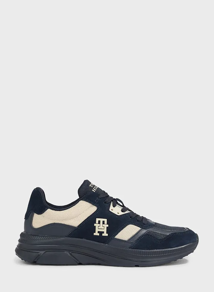 Casual Low Top Sneakers